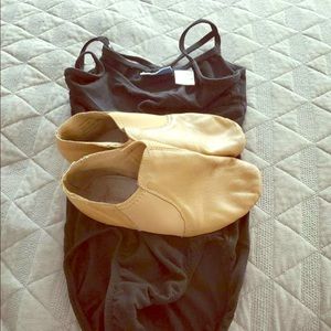 Girls jazz dance shoes & leotard
